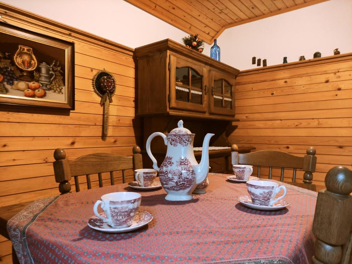 Alp House Hotel Bohinjska Bela Bagian luar foto