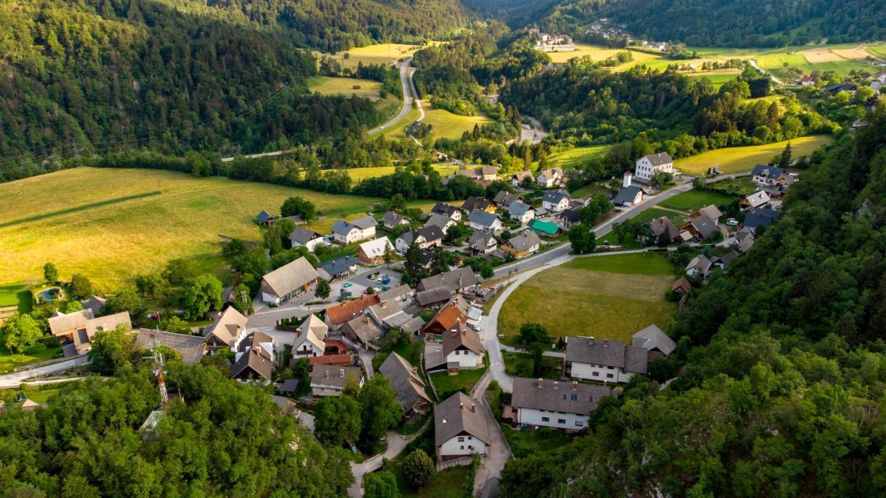 Alp House Hotel Bohinjska Bela Bagian luar foto